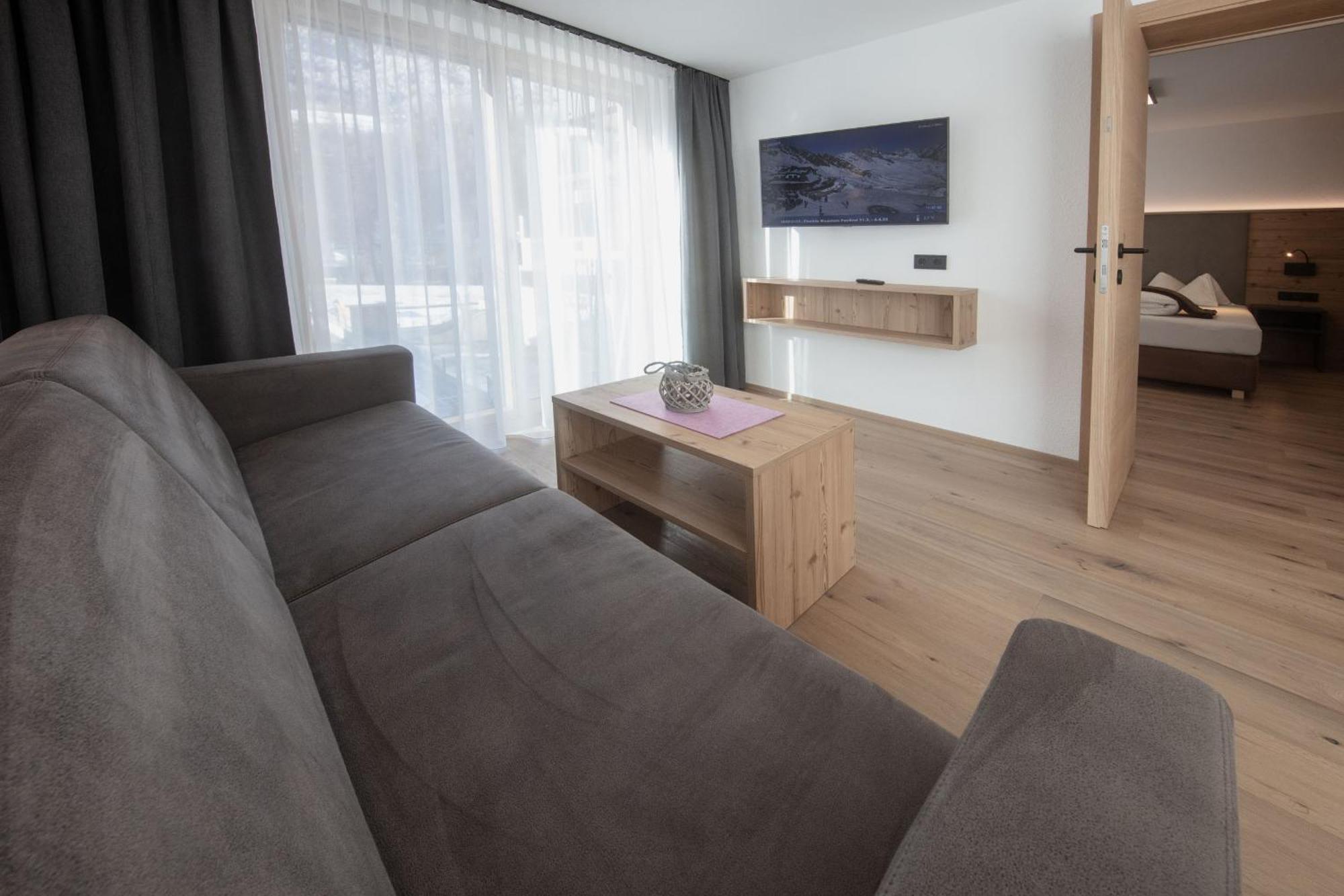 Haus Sonnwend Hotel Sölden Buitenkant foto