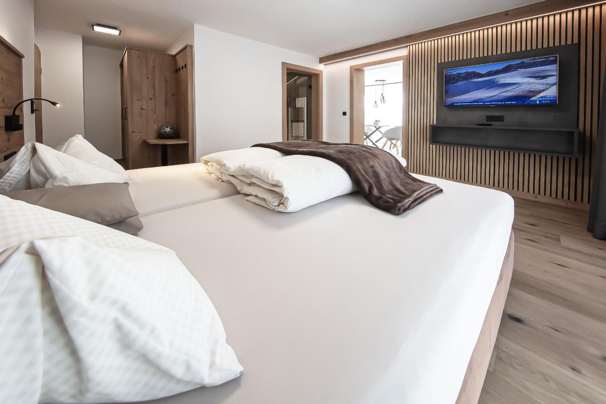 Haus Sonnwend Hotel Sölden Buitenkant foto